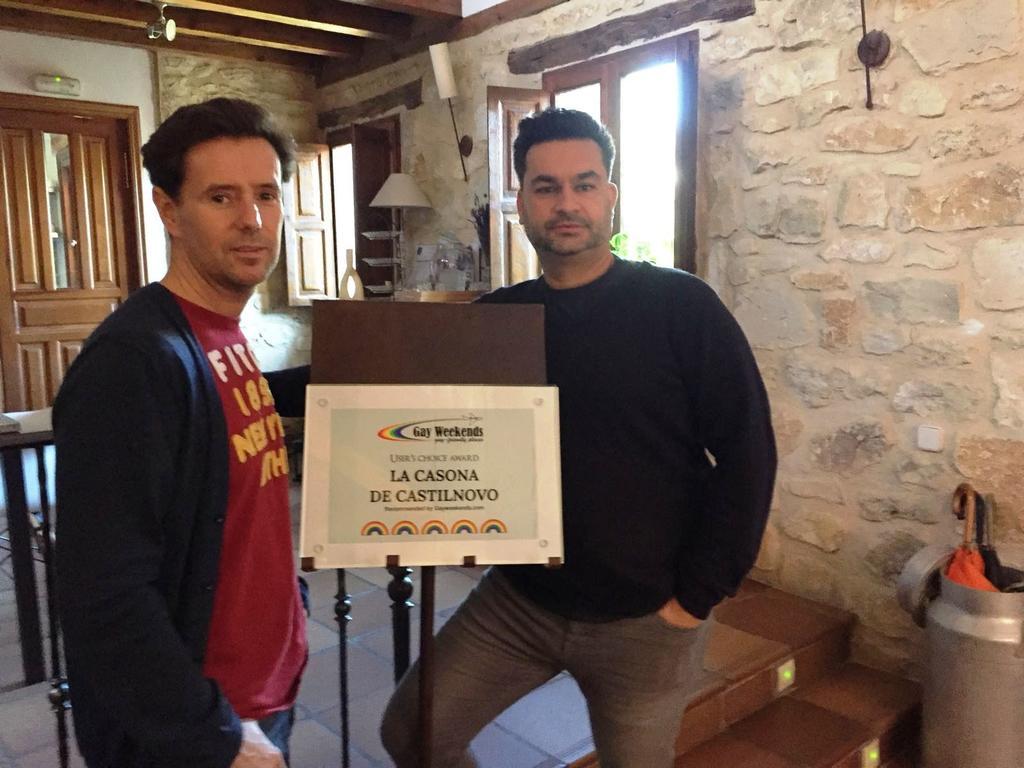 Hostal La Casona de Castilnovo - Gay Men Only Valdesaz Exterior foto